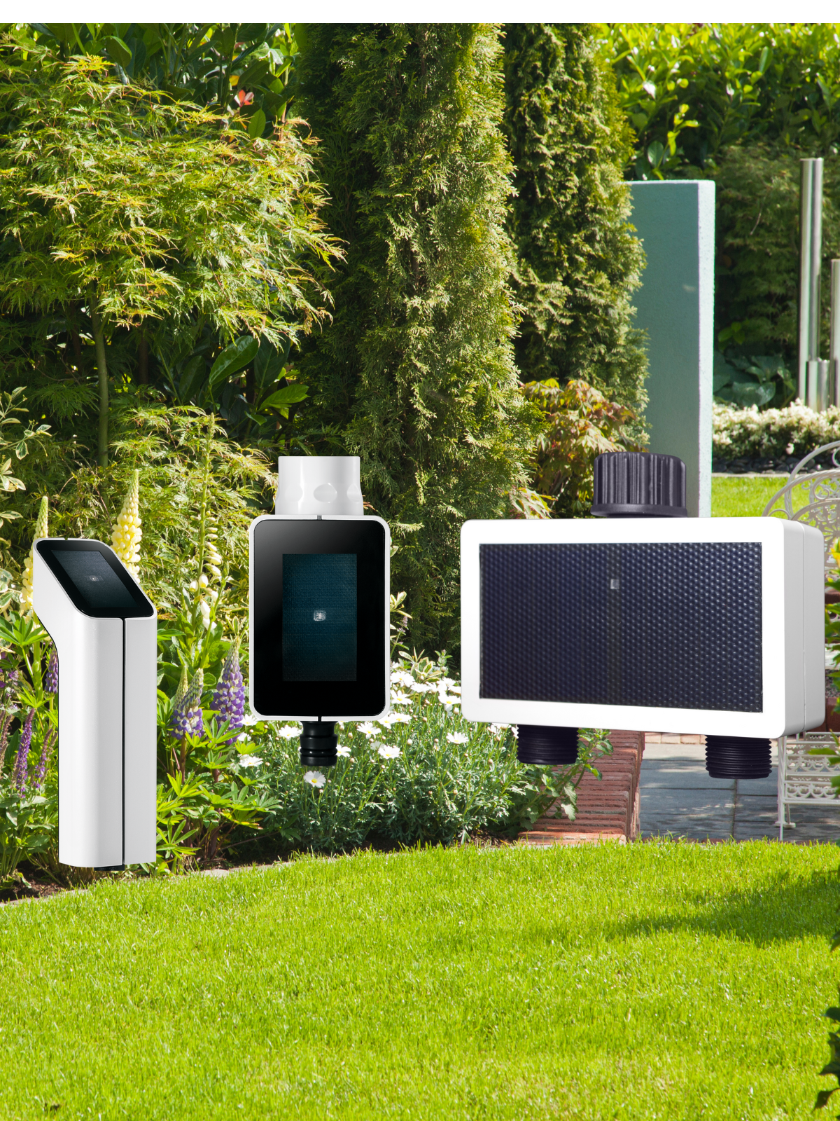 Bild von Sensor und Ventilen 1V-Q und 1V-20 in einem Garten zur Präsentation des schönen Designs der MIYO Geräte